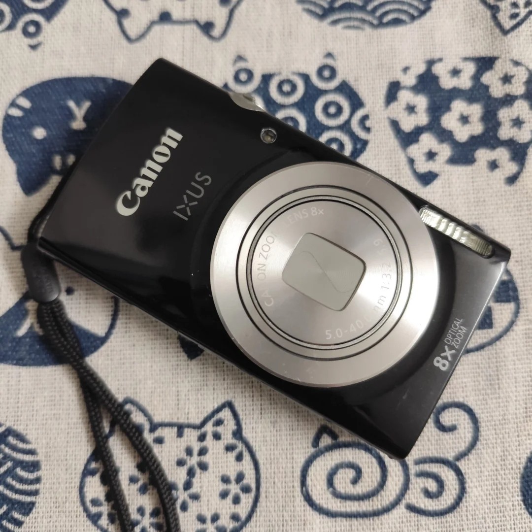 Canon IXUS 185 20MP Compact Digital Camera 8x Zoom W/SD Card