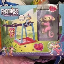 Fingerlings 2 Monkey Play Set - 2 Monkeys Liv  Simona  Monkey Bar and Swing