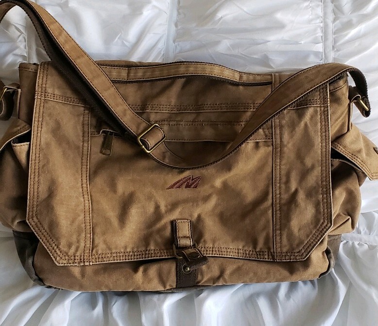 dri duck messenger bag