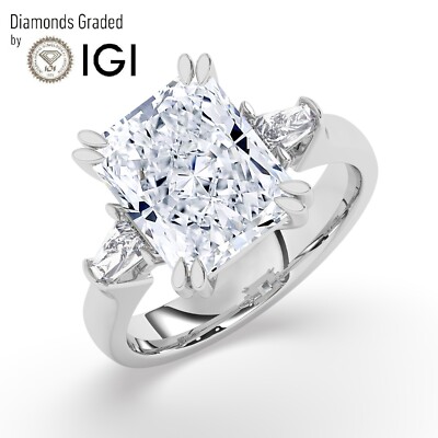 IGI, F/VS1, 5CT Solitaire Lab-Grown Radiant Diamond Trilogy Ring