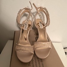 Badgley Mischka Waverly Ivory Satin Strappy High Heel Sandals US 8 M