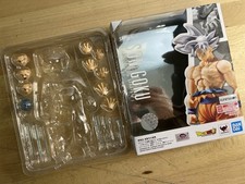 Sealed S.H. Figuarts Ultra Instinct Son Goku Dragon Ball Super BOX ACCESSORIES