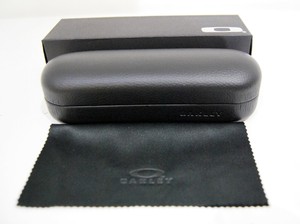 oakley hard glasses case