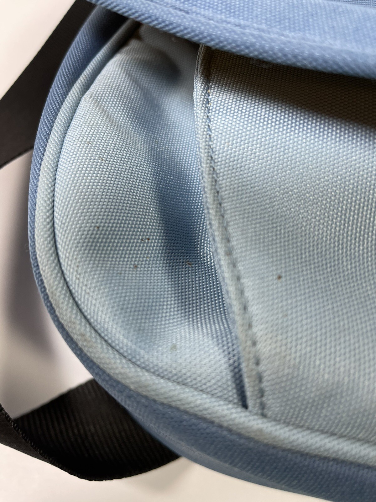 Crumpler The Luncheon Lap Top Messenger Crossbody Bag Blues And Orange