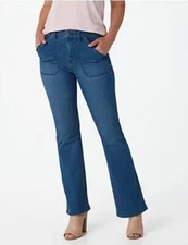 H Halston Medium Indigo Petite Premier Denim Flare Jeans New Bootcut