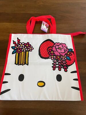 NWT Hello Kitty zipper closure tote bag Japan Exclusive