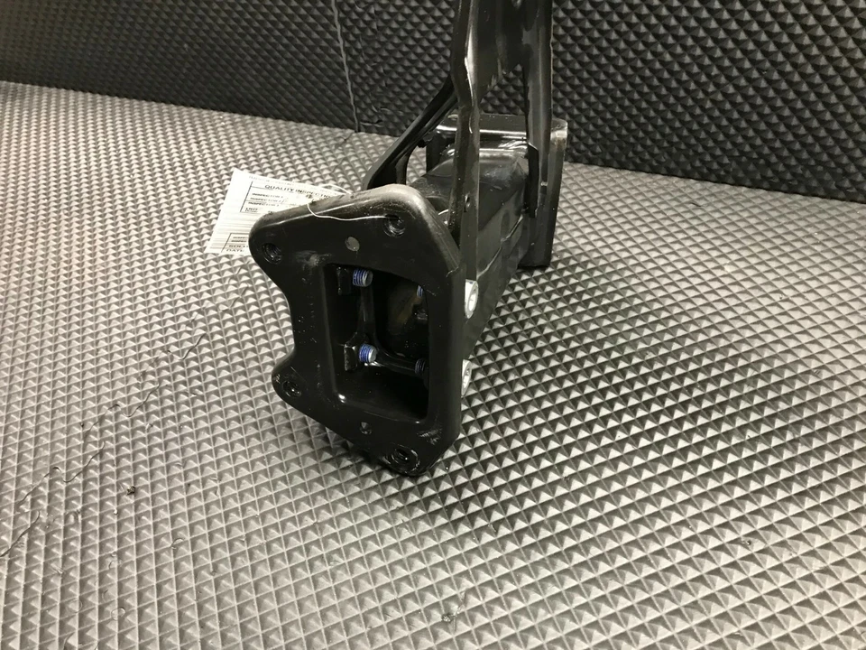 Mercedes Benz S550 W221 2007-2013 marco central de soporte de radiador inferior OEM  Foto 3 de 4