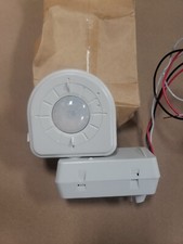 Leviton OSFHU-CTW High Bay Passive Infrared O...