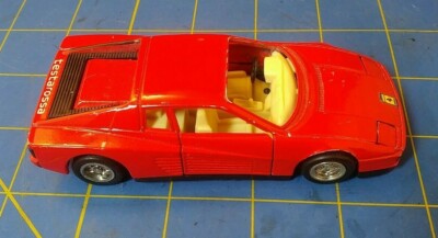 1984 Ferrari Testarossa Red Hotwheels Diecast 23918 | eBay