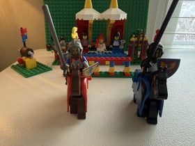 LEGO Castle: Knight's Challenge (6060) 100% Complete with Instruction