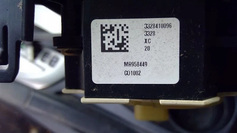 Controle de temperatura compatível com 04-08 GALANT 207936 - Imagem 2 de 4