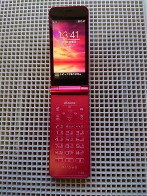 Fujitsu arrows Keitai F-03L Red Unlocked Android Flip Phone English Ready