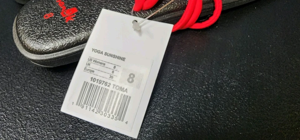 Sandalias Sanuk para mujer yoga sol talla 8 chanclas con tiras yoga rojas cómodas  Foto 4 de 4