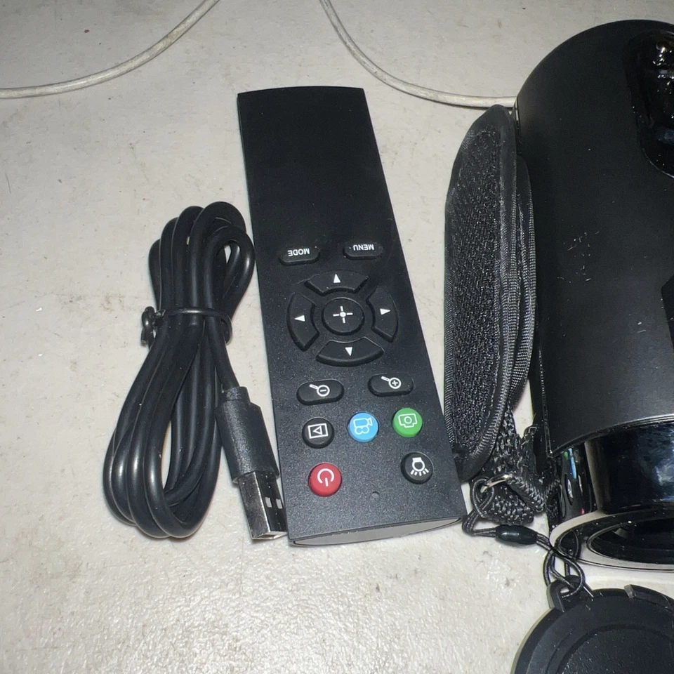 Polaroid 4K WiFi Digital Camcorder Black w/ Case, Charging Cable expired battery - Image 3 of 4