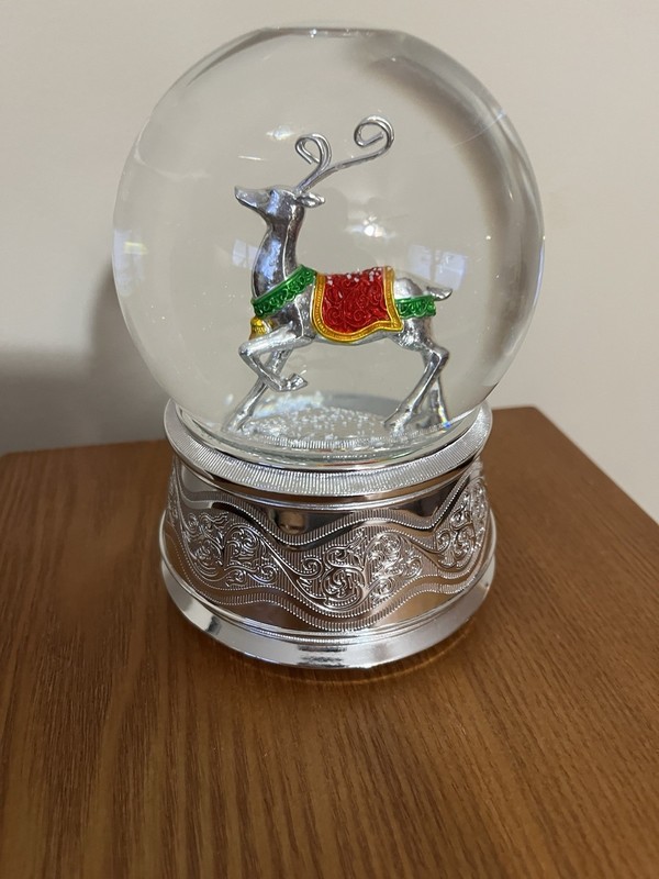 Glass Christmas Reindeer Music Box Snowglobe Plays “Up On The Housetop”