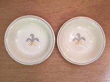 2 PirkenHammer PIR2 Fruit Bowls, Fleur de lis GRAY FEATHERS & YELLOW BOW, CZECH