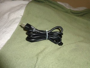 desk top computer power cable, heavy gage cord. right angle plug in beldon brand