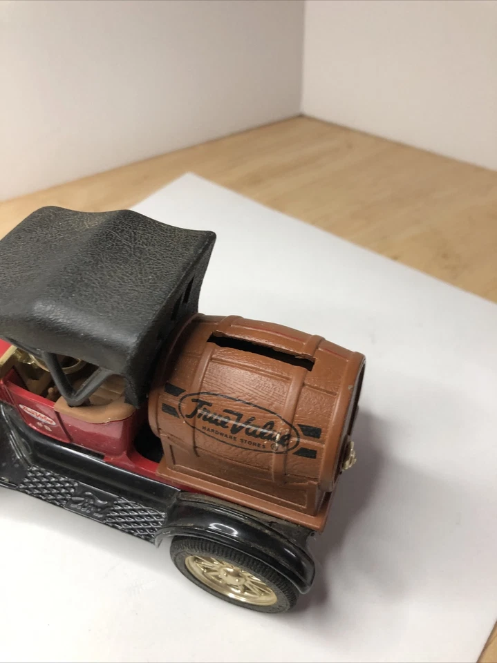 ERTL 1918 Runabout Barrel Bank Truck Ford Model T Replica Diecast True Value   - Image 4 of 4