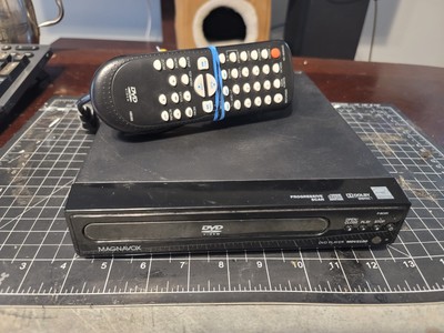 Magnavox MDV2100 F7 DVD/CD Player With Remote & Video Cables - Tested