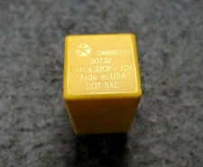 1996-2002 Jeep Dodge Chrysler  Turn Signal Flasher Relay Module 50732 Yellow OEM