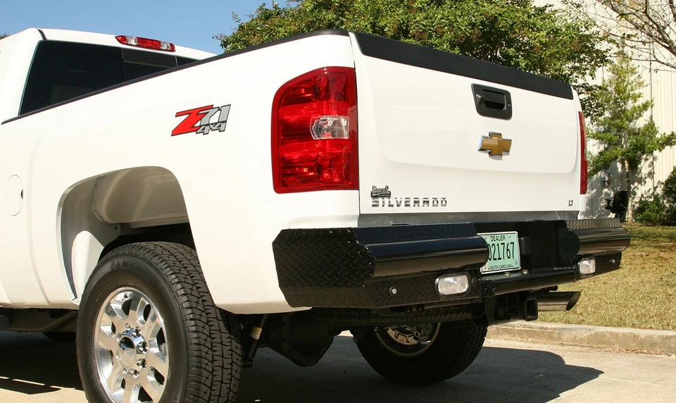 Fab Fours CH08-T1450-1 Black Steel Ranch Rear Bumper — 第 3/4 张图片