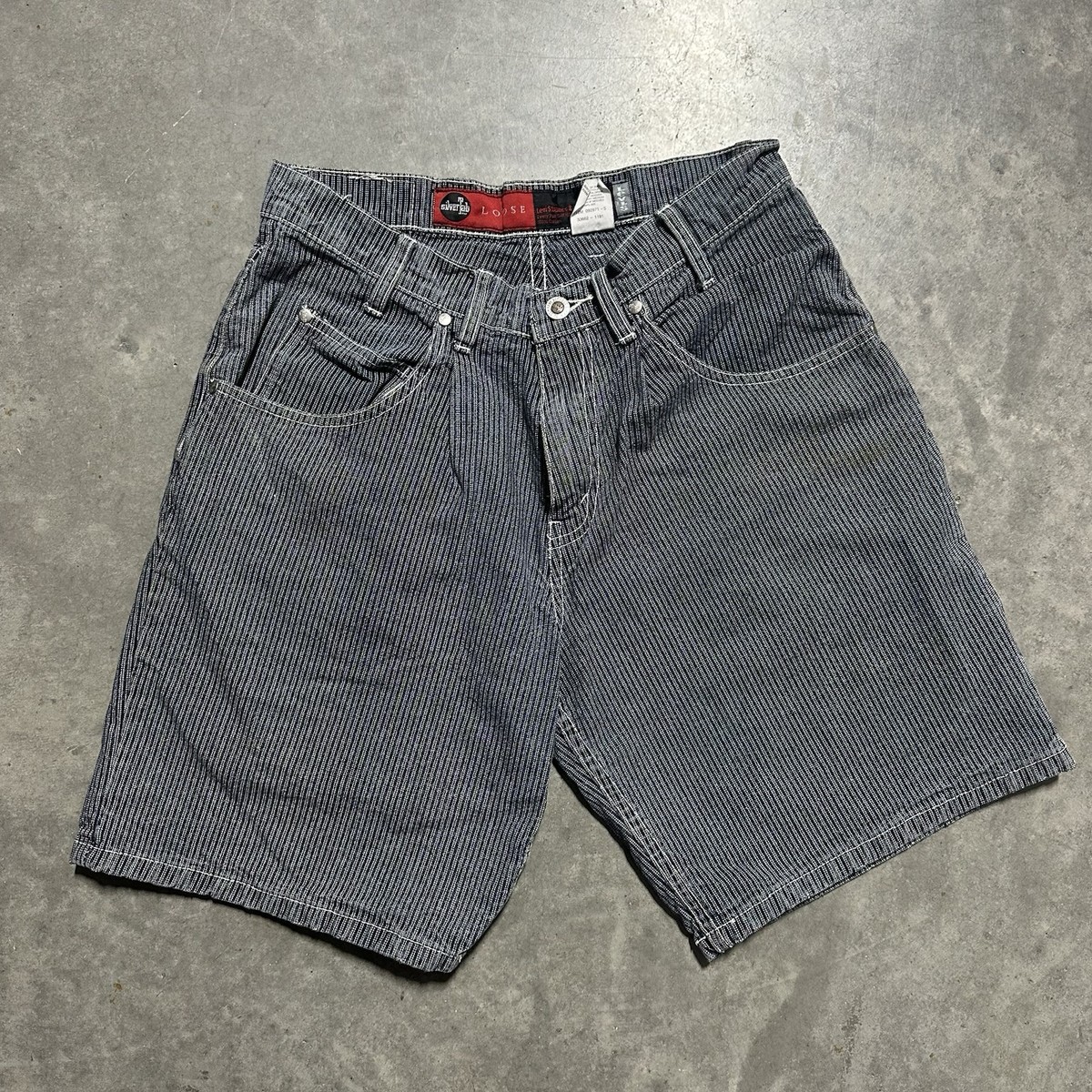 LEVI’S silvertab baggy shorts グレー ジョーツ Levi's リーバイス LEVI'S SILVERTAB ハーフパンツ A74910002