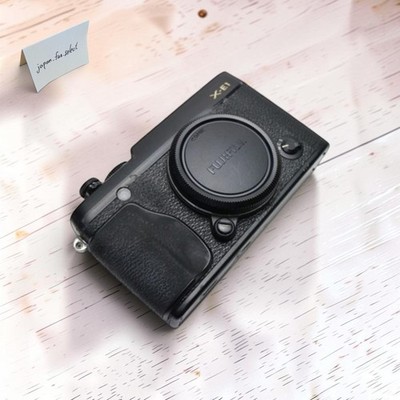 FUJIFILM X-E1 Black Mirrorless Digital Camera Body 16.3MP APS-C X-Trans CMOS