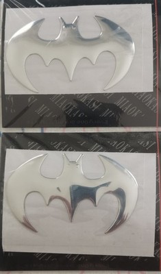 2x 3D PVC Auto Aufkleber Sticker Emblem Chrom 10 x 6 cm Fliedermaus Bat Design