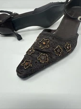Vintage Y2K Brown Satin Beaded Floral Kitten Heel By Top Moda Size 8.5