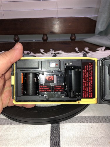 Minolta Weathermatic 35DL Underwater 35mm Film Camera Yellow Un-Tested USZED - Picture 19 of 22