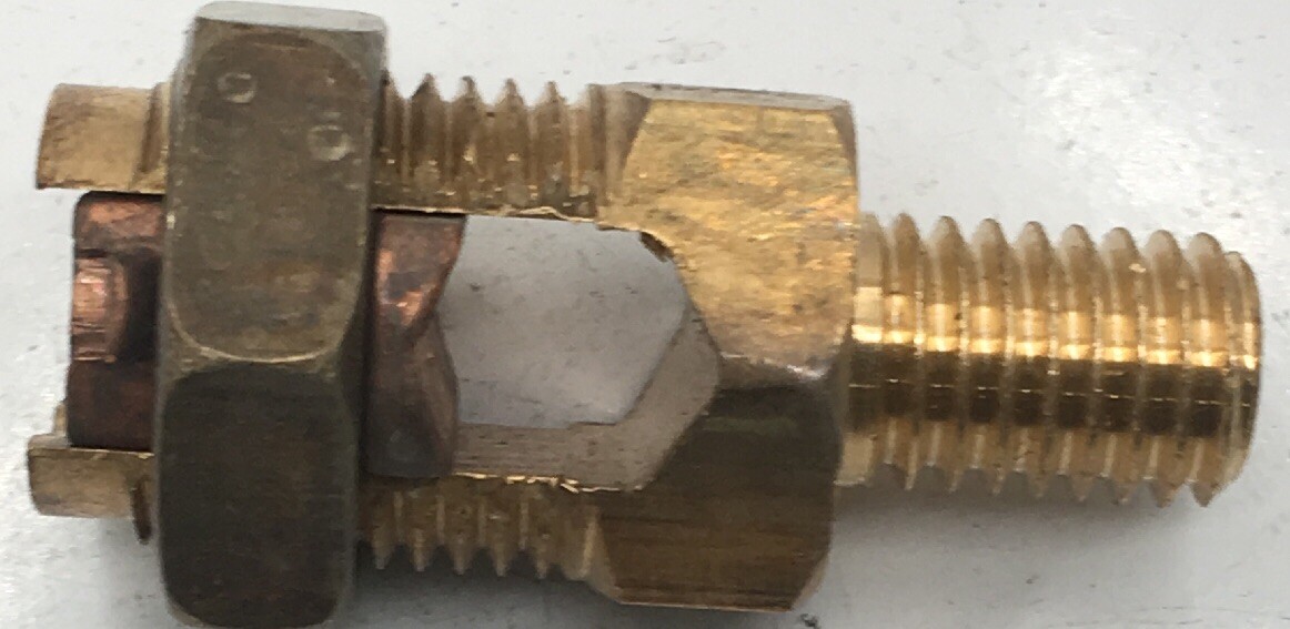 KC26 BURNDY STUD DIAMETER-1/2-INCH THRU 13 SERVIT POST FOR COPPER
