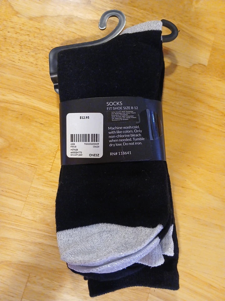 Meias Lane Bryant Crew impertinente boa feminina 8-12 preto prata 2 pares aposentado NOVO - Imagem 2 de 4