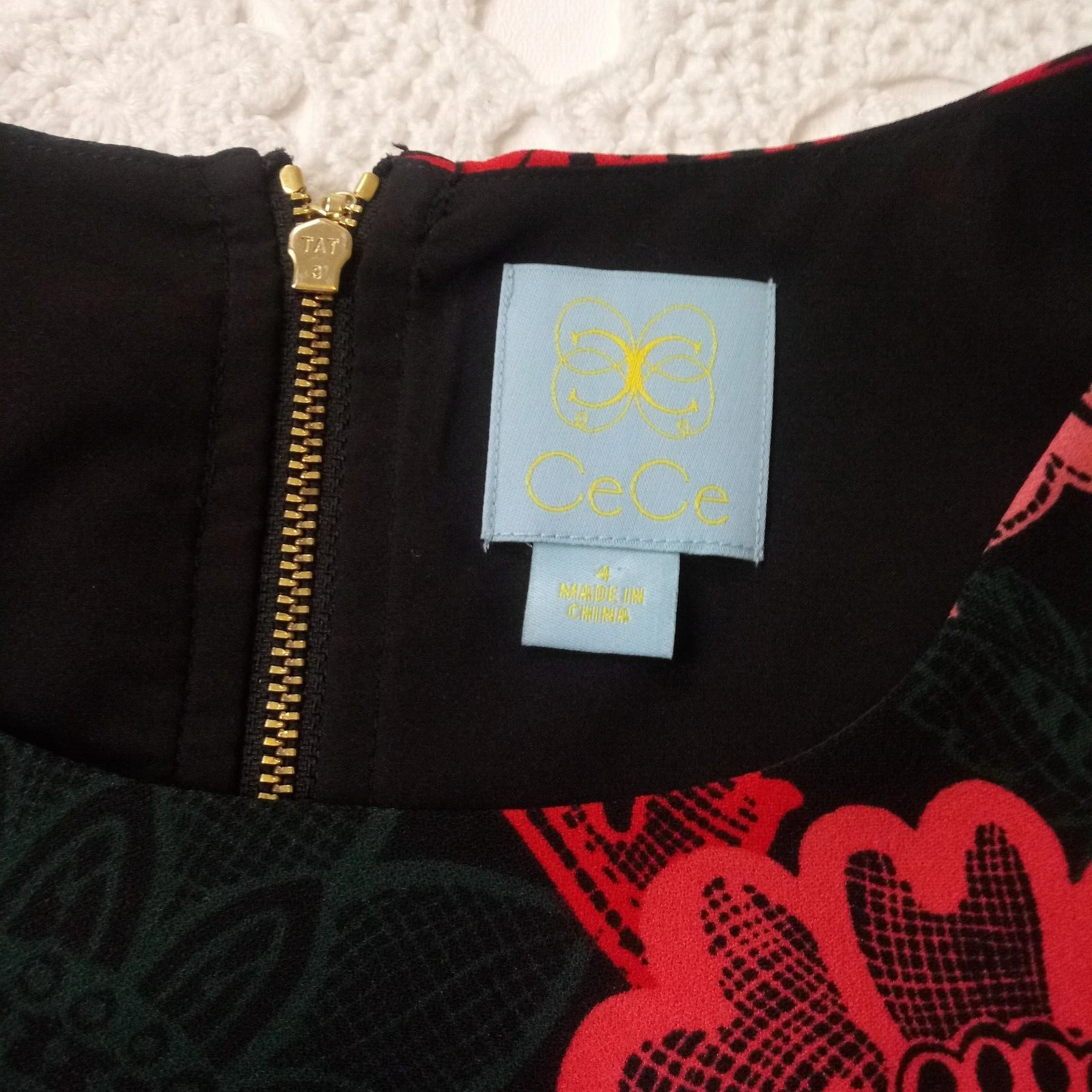 VETEMENTS Abito CeCe Steffe Shift nero floreale colorato senza maniche lunghezza ginocchio 4 donna