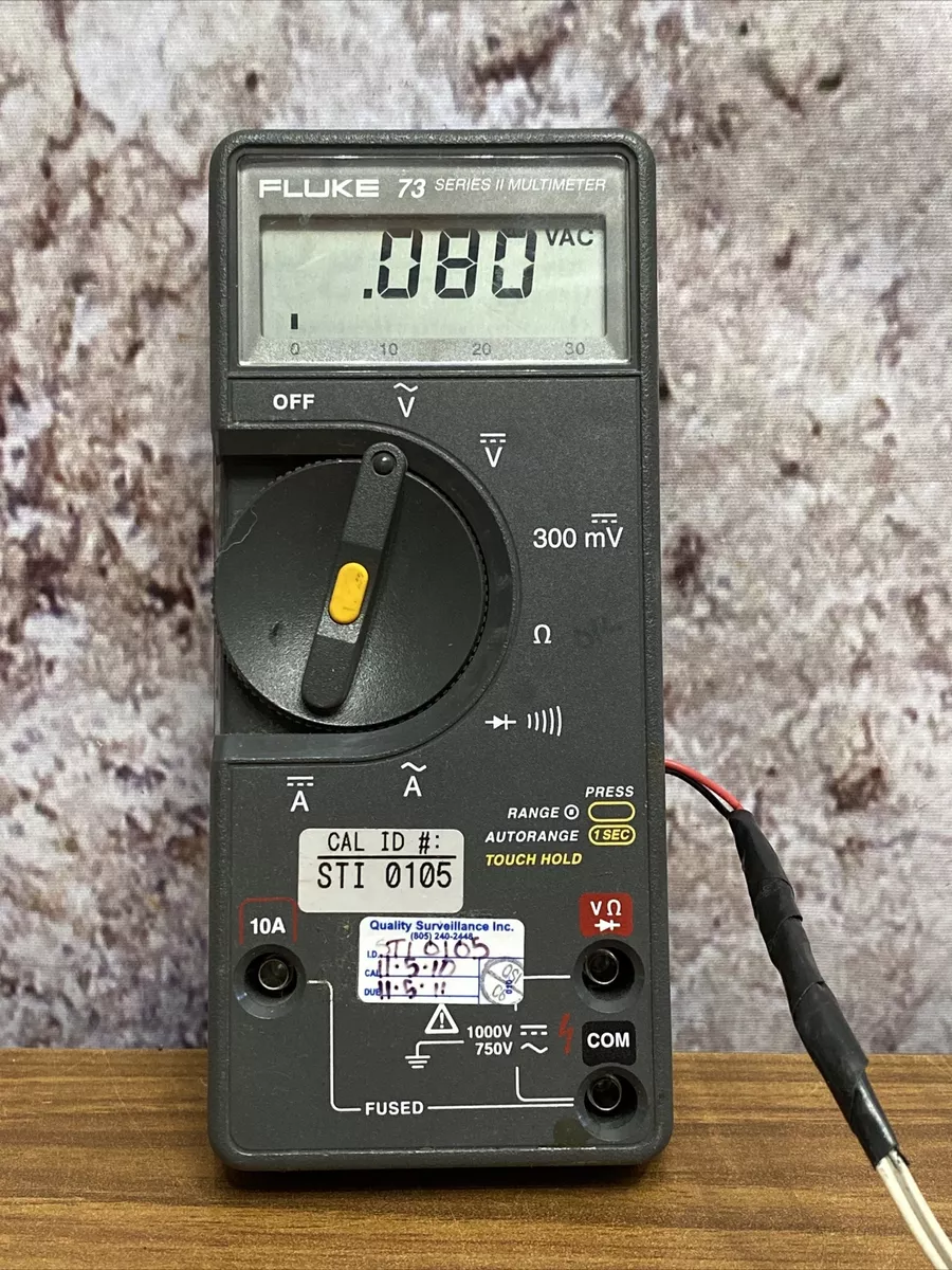 Fluke 73III Digital Multimeter Includes Body Armor