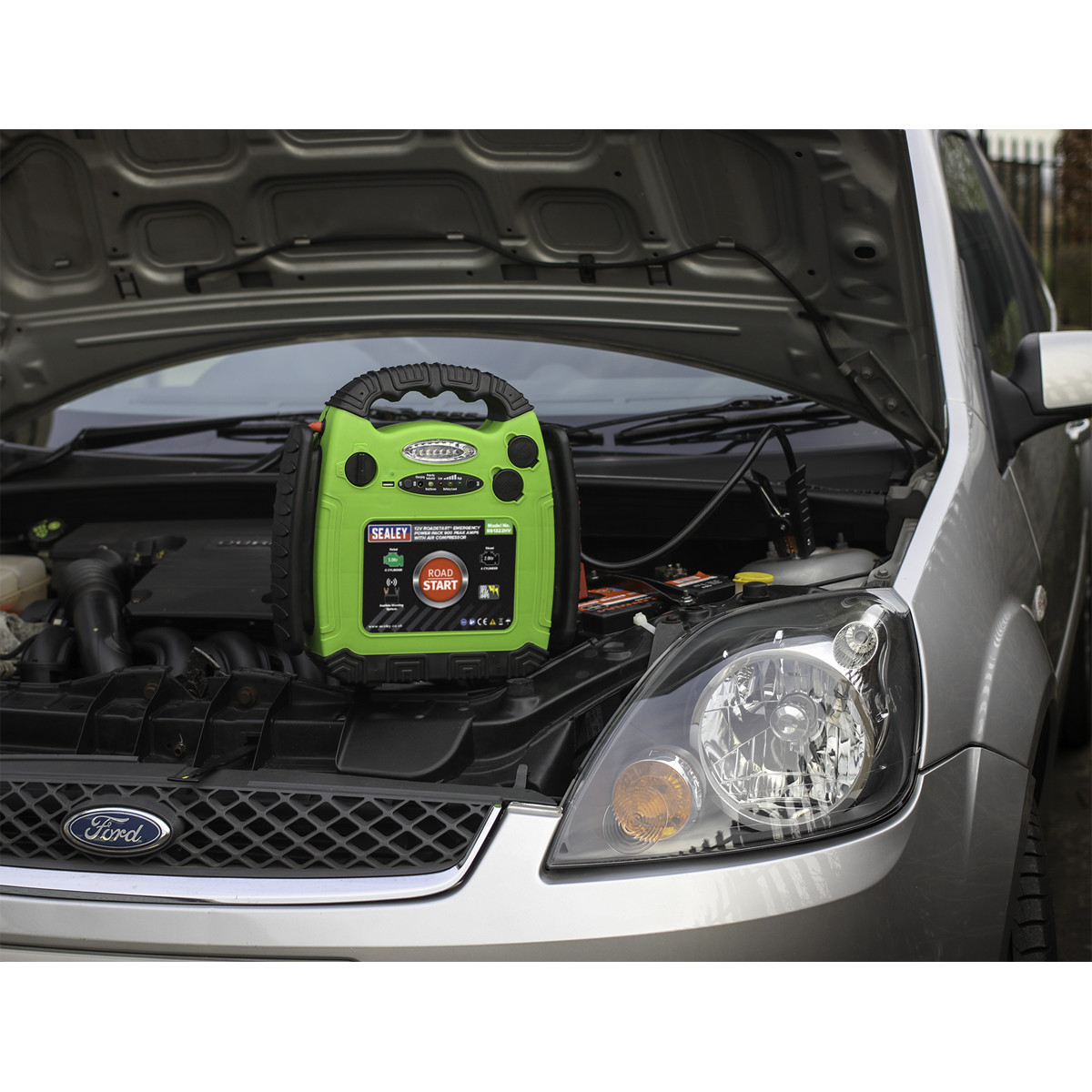 Sealey RoadStart Emergency Jump Starter+Compressor 12V 900 Peak Amp - RS1322HV