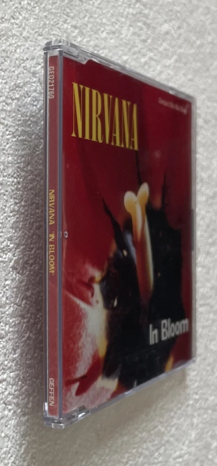 NIRVANA ~ IN BLOOM ~ 1992 GERMAN 3-TRACK CD MAXI SINGLE ~ GEFFEN GED21760 Foto 2 de 4
