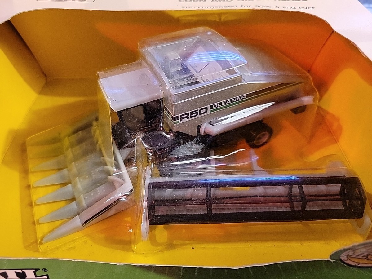 ERTL Gleaner R50 Combine 1/64 Diecast Replica Collectible | eBay