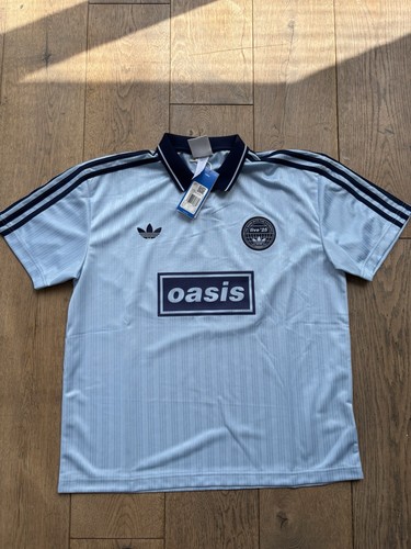 Oasis x Adidas Tour Jacquard Trikot himmelblau Shirt Small brandneu mit Etikett