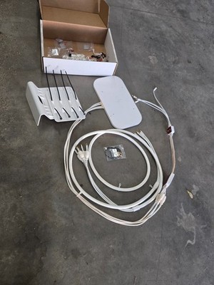 Waveform QuadMini: Low-Profile Omni 4x4 MIMO Antenna | Complete kit | 10  Cable 