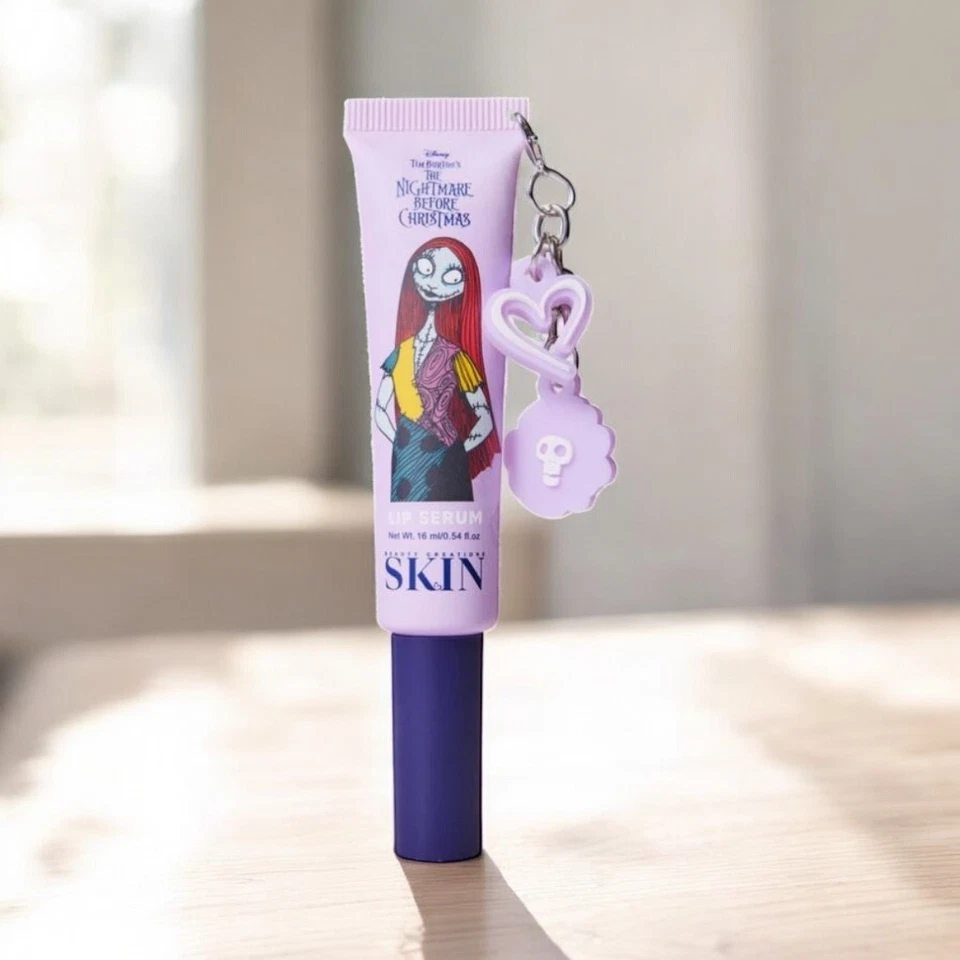 Suero labial Sally Pesadilla antes de Navidad Disney - simplemente destinado a ser Foto 2 de 3