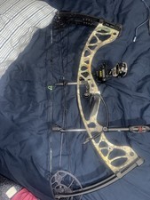 Hoyt Torrex LH Compound Bow Camo/Black w/ QAD Ultrarest and extras