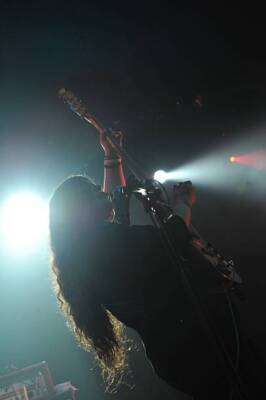 Michele Stodart of Magic Numbers live on stage at Hard Rock Callin - Old Photo 1