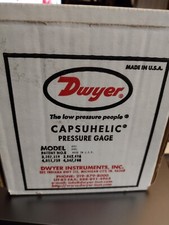 Dwyer Capsuhelic Pressure Gauge - Model 4050 - W46L - Made in USA