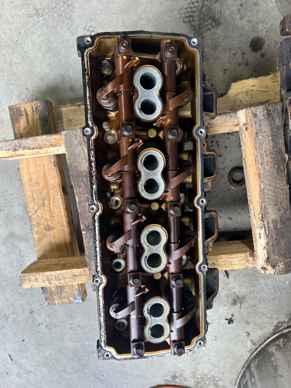 20032008 dodge ram jeep 5.7 hemi cylinder head pair with gaskets and