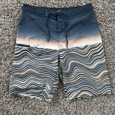 O Neill Hyperfreak Boardshorts Size 28 Colorful Fades Wavy Stripes