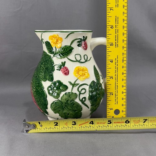 Vtg Ceramic Art Pottery 3778 Pitcher Majolica Strawberries Grapes West Germany - Picture 14 of 16