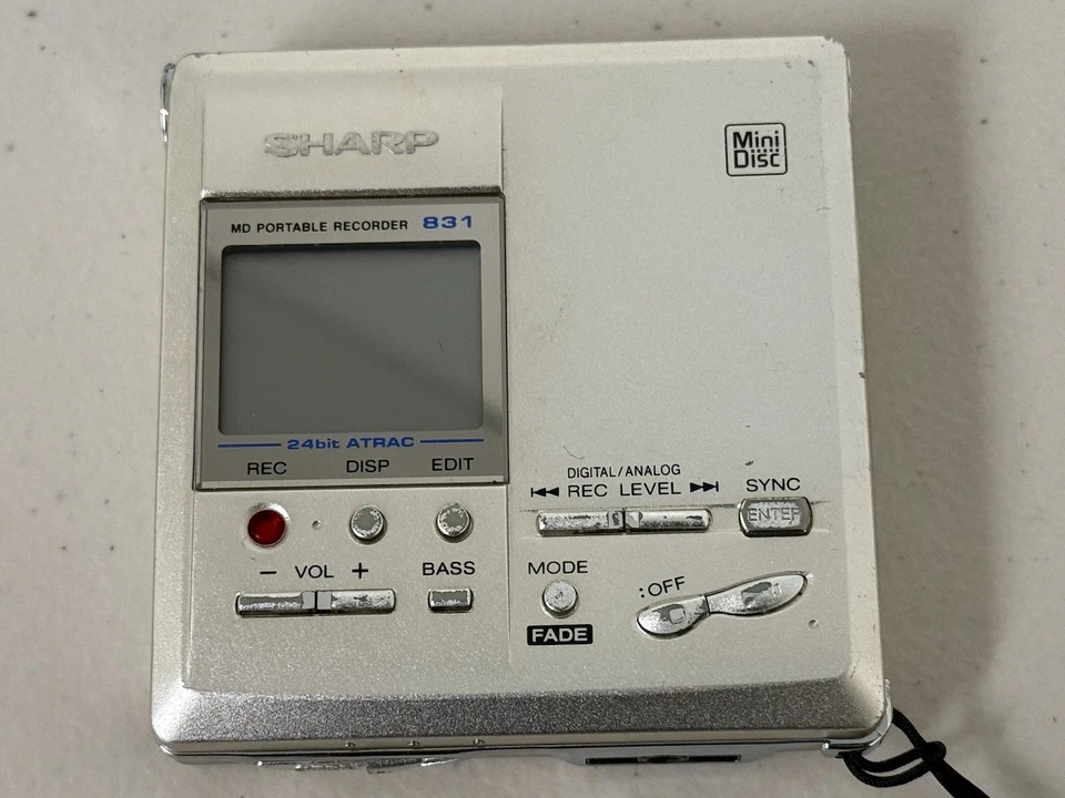 Sharp MD-MT831H MiniDisc Recorder Portable Player - Image 2 of 4