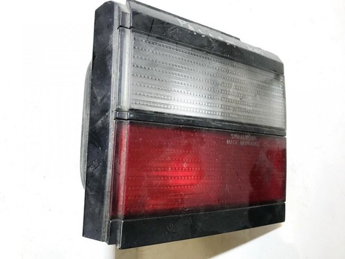 333945108 Heckleuchte komplett innen, Hinten Rechts  Volkswagen P DE740780-81