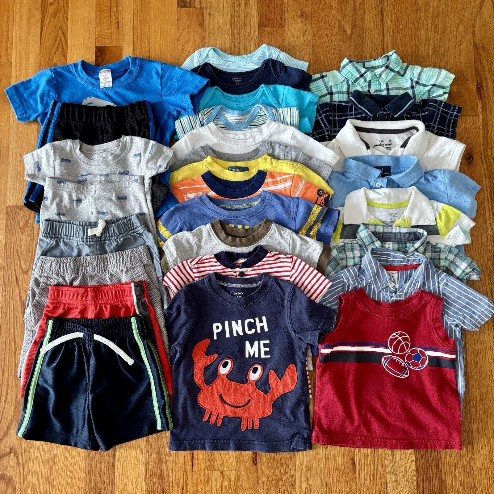 (28 Piece Lot) Baby Boys Clothing Lot Size 12 Months Full Wardrobe Shirts Shorts
Opens in a new wind