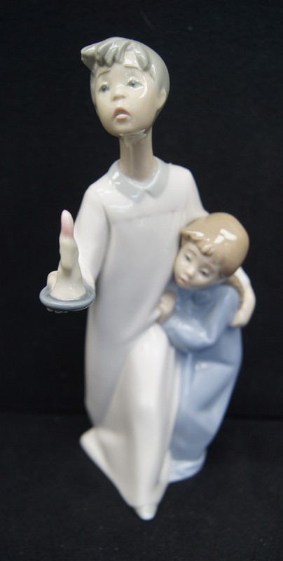 LLADRO Porcelain Figurine #4874 Children In Nightshirts 7.75" 1974 SPAIN